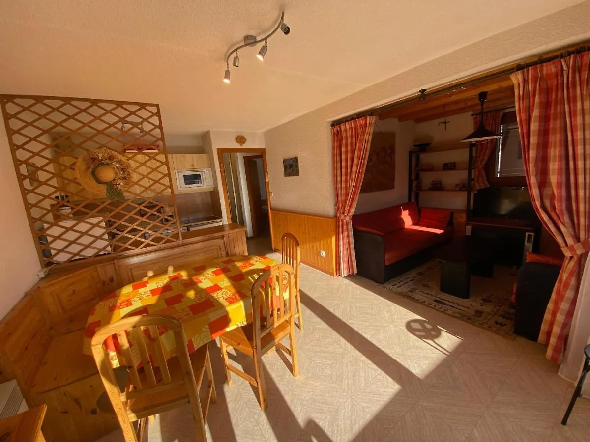 Apartment Appartement Moderne 6 Personnes Avec Balcon, Garage A Chatel - Fr-1-198-252
