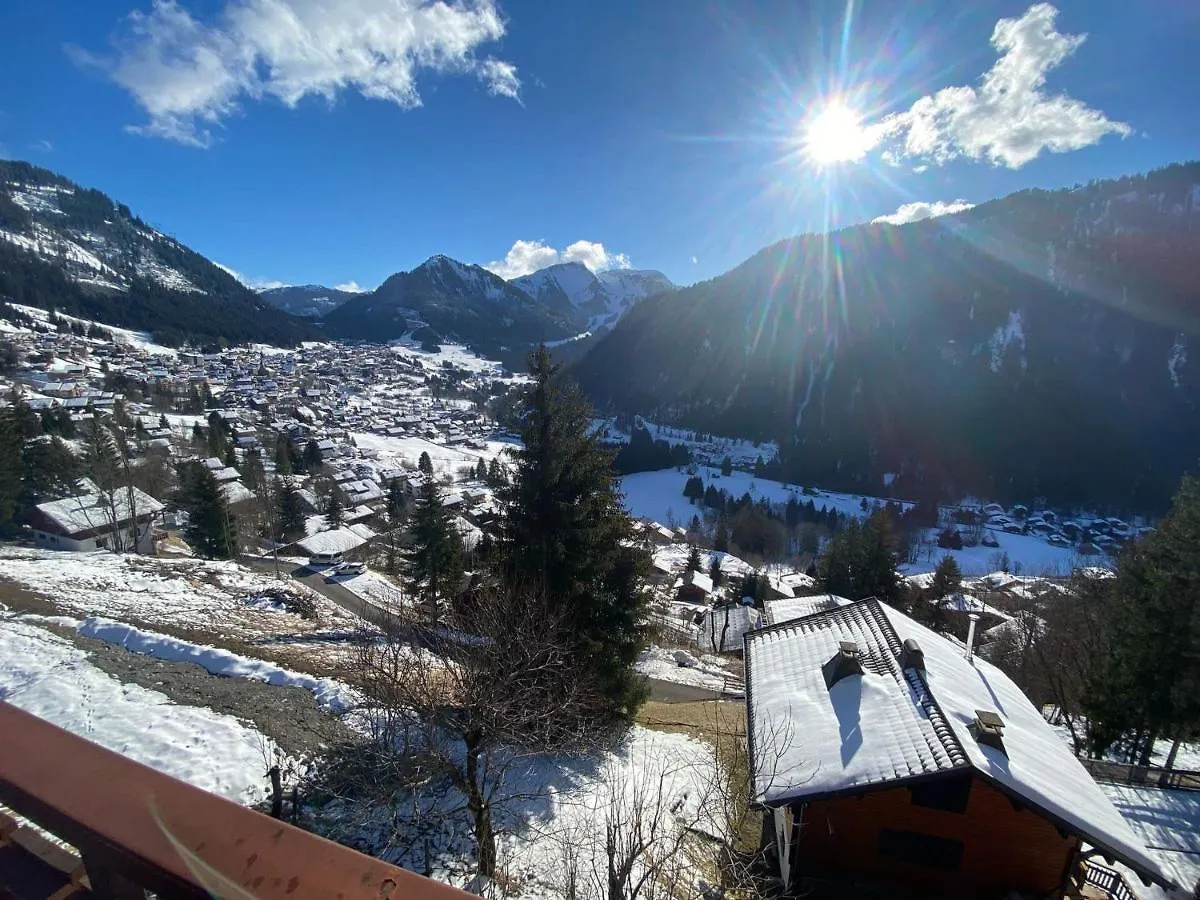 Appartement Moderne 6 Personnes Avec Balcon, Garage A Chatel - Fr-1-198-252 0*,